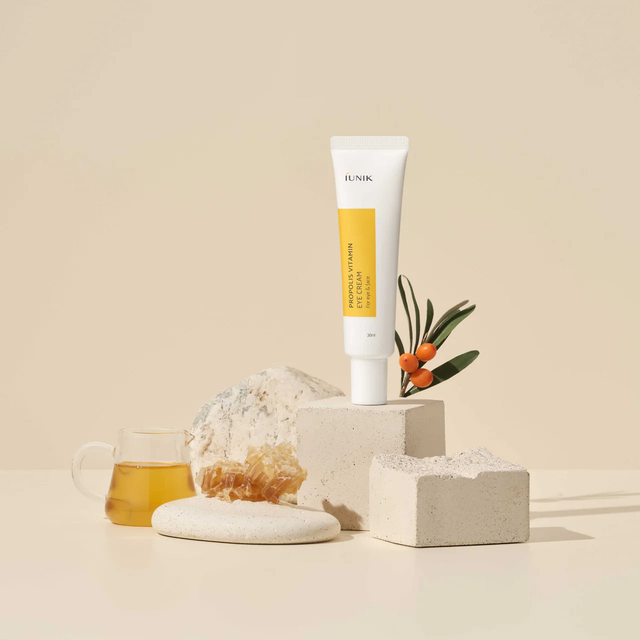 PROPOLIS VITAMIN EYE CREAM - IUNIK 30 ml