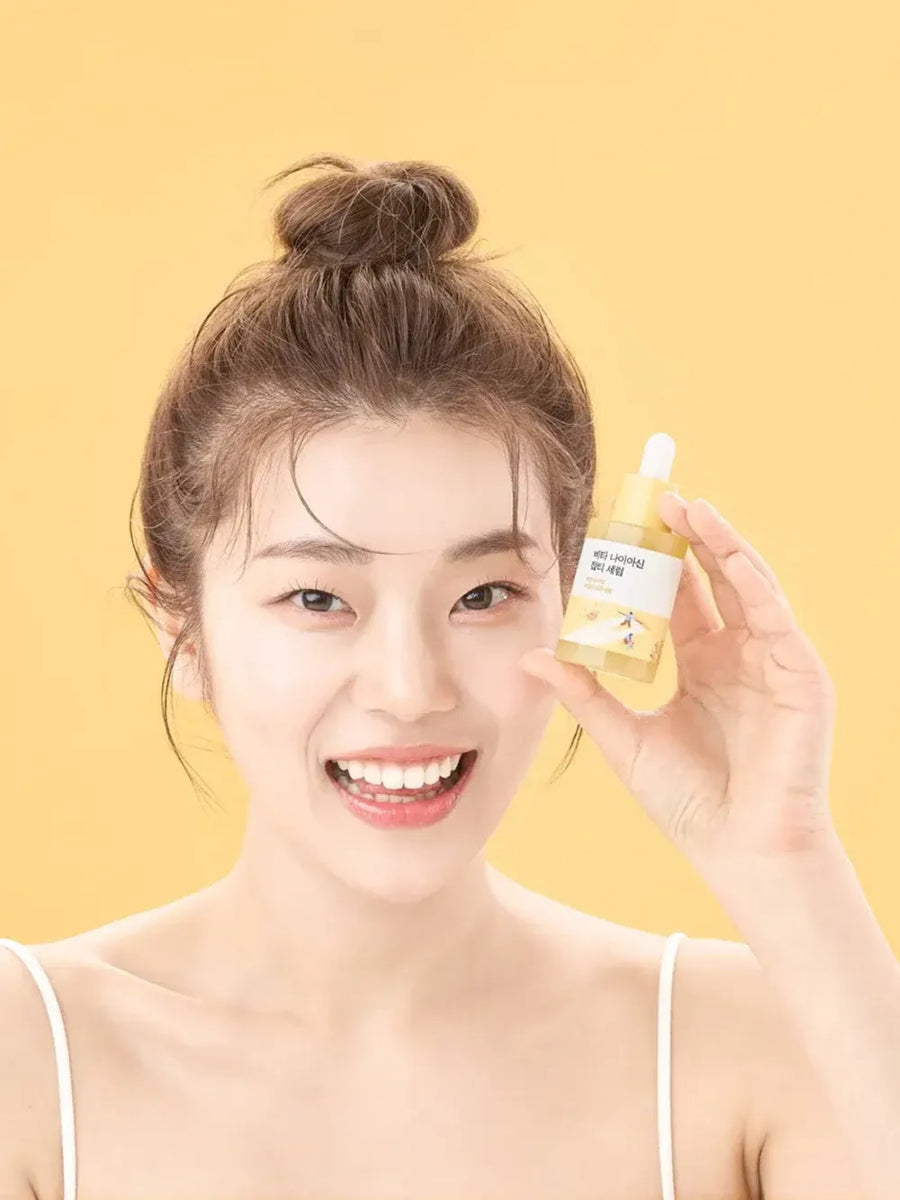 VITA NIACINAMIDE DARK SPOT SERUM - ROUND LAB