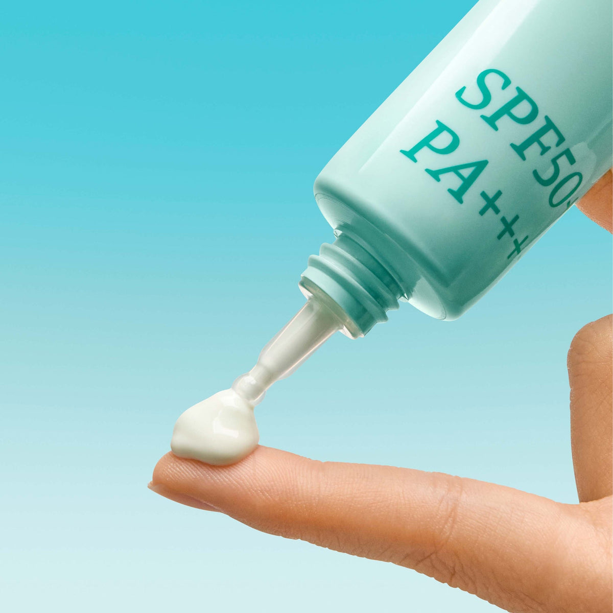 No.1 CLEAR FILTER SUN ESSENCE - NUMBUZIN