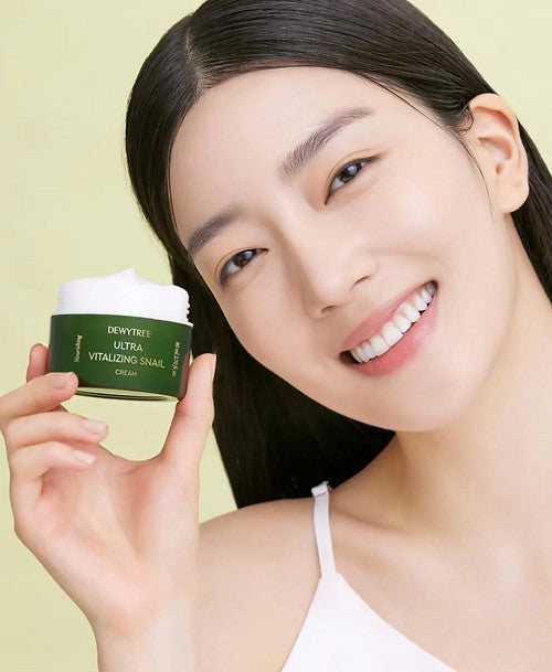 ULTRA VITALIZING SNAIL CREAM - DEWY TREE