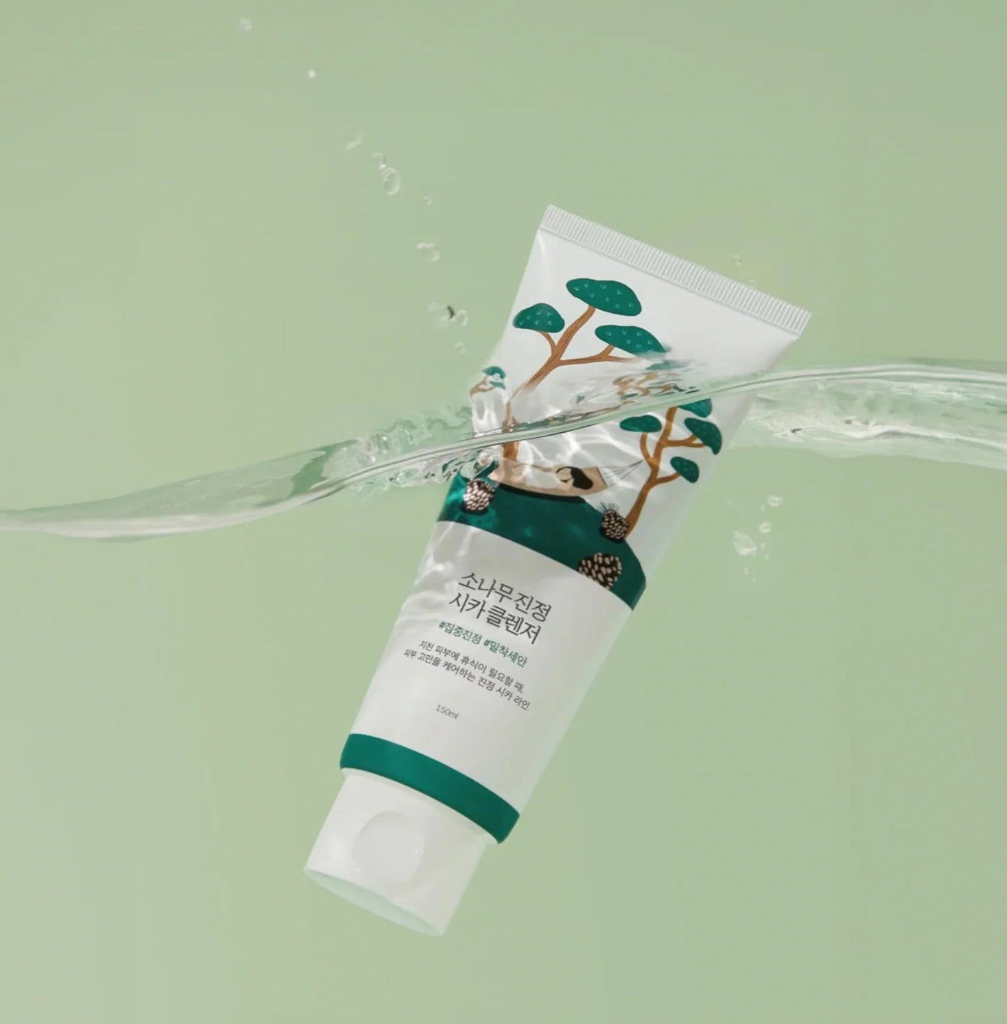 PINE CALMING CICA CLEANSER - ROUND LAB