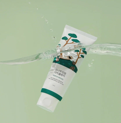 PINE CALMING CICA CLEANSER - ROUND LAB