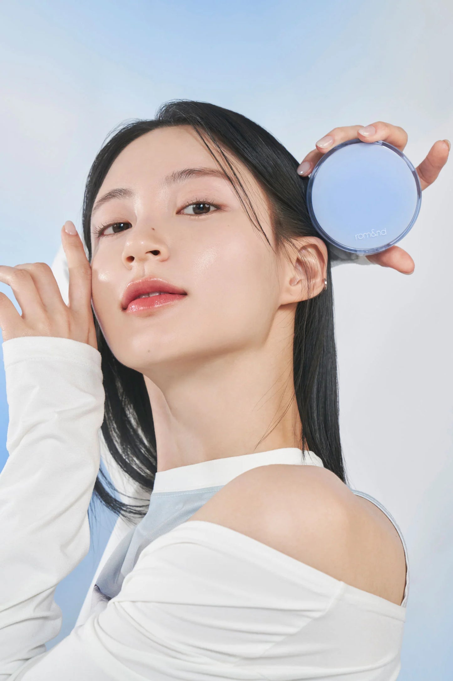 BARE WATER CUSHION - ROM&ND